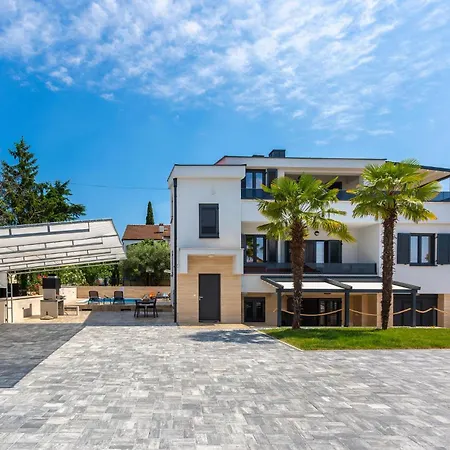 Beautiful In With Kitchen Apartment Malinska